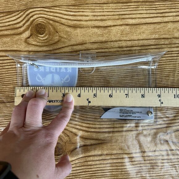 NFL Raiders Clear Messenger Tote Bag Two Lanyards And Two Wristbands NFL Lot - Picture 11 of 16